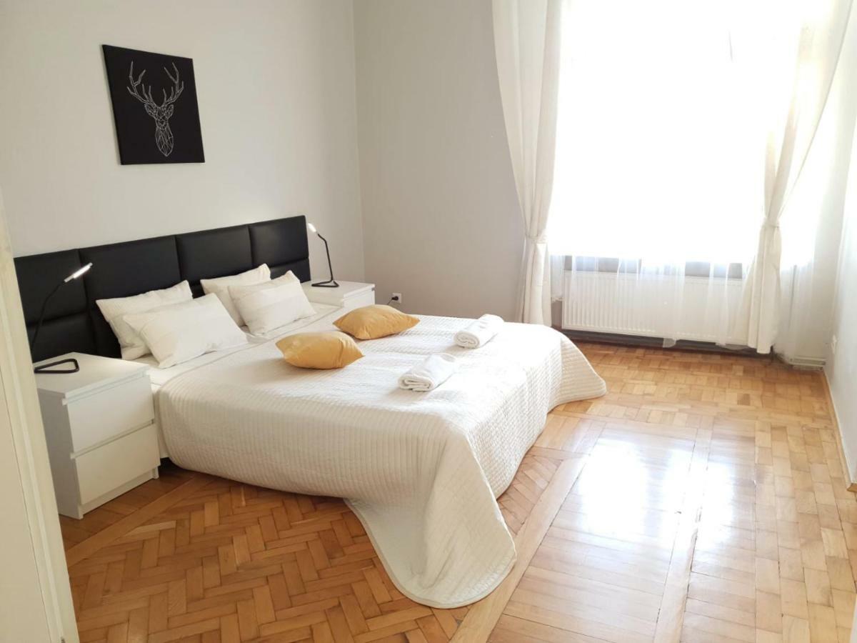 Main Market Square Apartments Cracovia Esterno foto